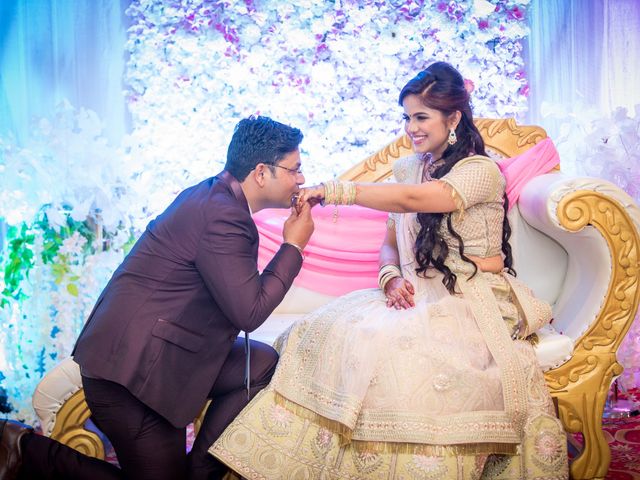 Vandana and Saurabh&apos;s wedding in Lucknow, Uttar Pradesh 13