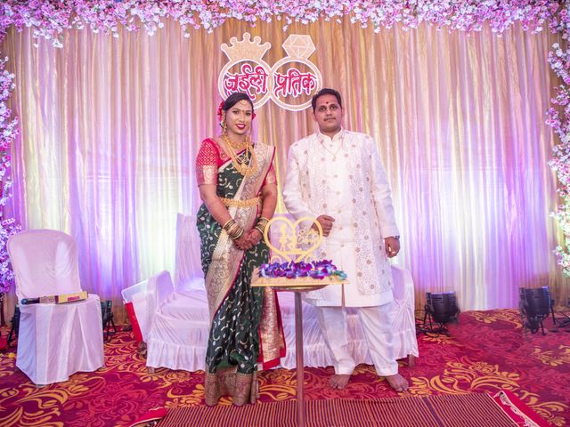 Juily and Pratik&apos;s wedding in Mumbai, Maharashtra 25