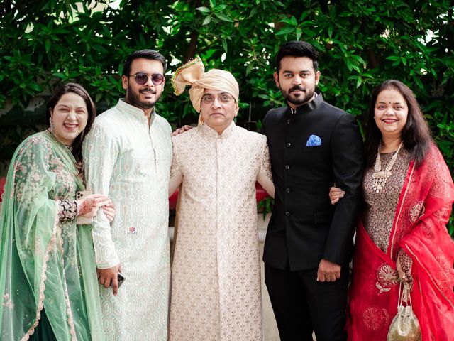 Parthvi and Shreyas&apos;s wedding in Mumbai, Maharashtra 125