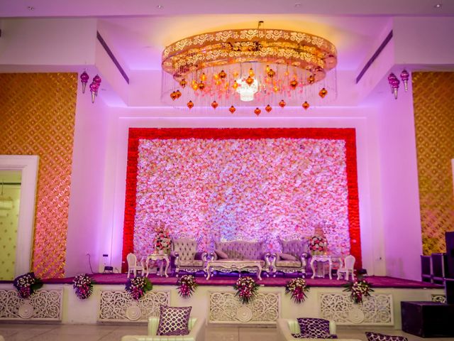 Madhuri and Animesh&apos;s wedding in Rohtak, Haryana 23