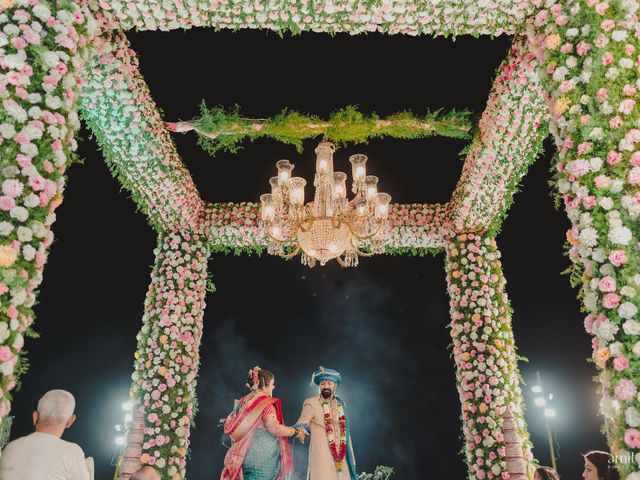 Abhilasha and Pulkesh&apos;s wedding in Mumbai, Maharashtra 5