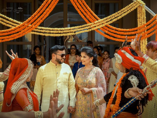 Shreya and Krishna&apos;s wedding in Gurgaon, Delhi NCR 4