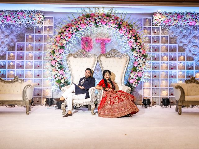 Tushar and Priyanka&apos;s wedding in Mumbai, Maharashtra 2