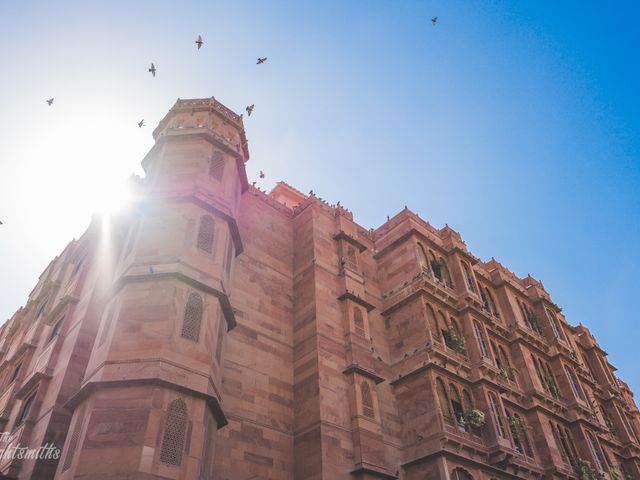 Siddhant and Malvika&apos;s wedding in Bikaner, Rajasthan 76