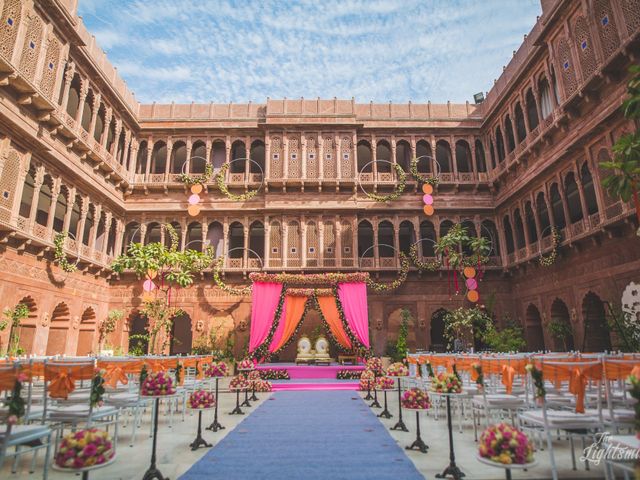 Siddhant and Malvika&apos;s wedding in Bikaner, Rajasthan 67