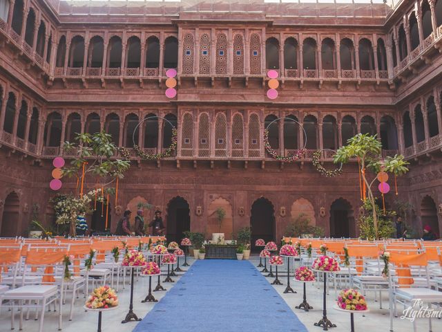 Siddhant and Malvika&apos;s wedding in Bikaner, Rajasthan 73