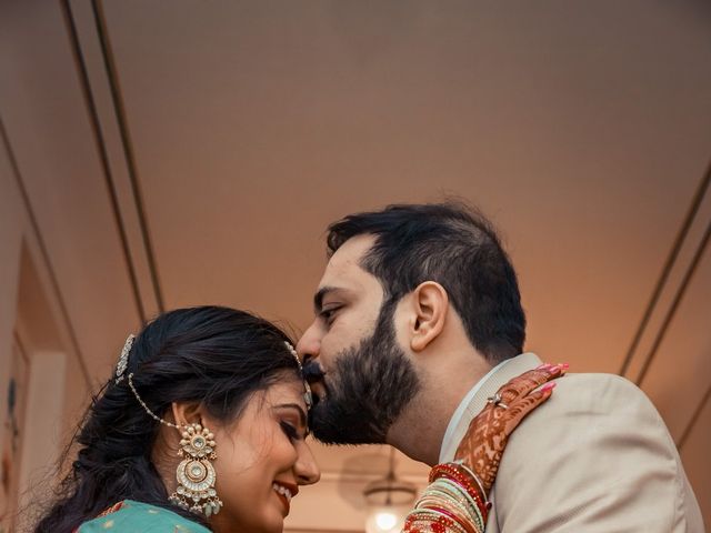 Aastha and Kunal&apos;s wedding in Ramgarh, Jharkhand 7