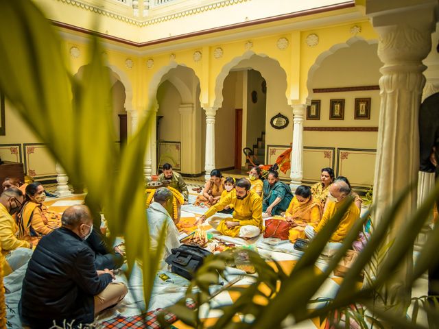 Aastha and Kunal&apos;s wedding in Ramgarh, Jharkhand 42