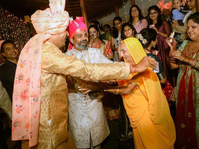 Anish and Neha's wedding in Mumbai, Maharashtra 21