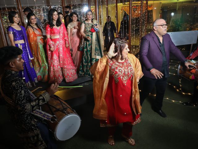 Anish and Neha's wedding in Mumbai, Maharashtra 23