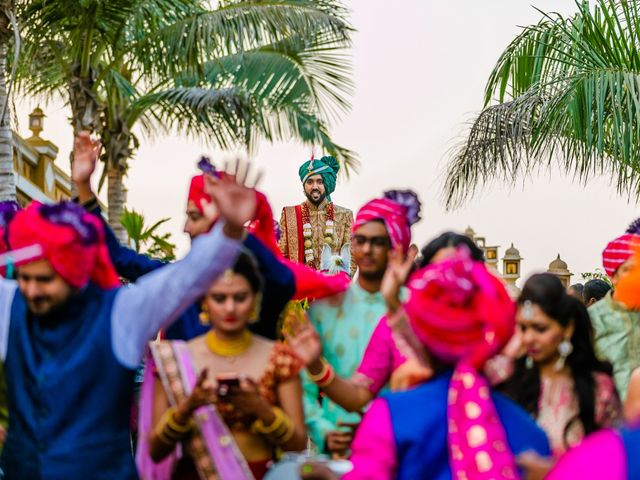 Bhumi and Sagar&apos;s wedding in Rajkot, Gujarat 34