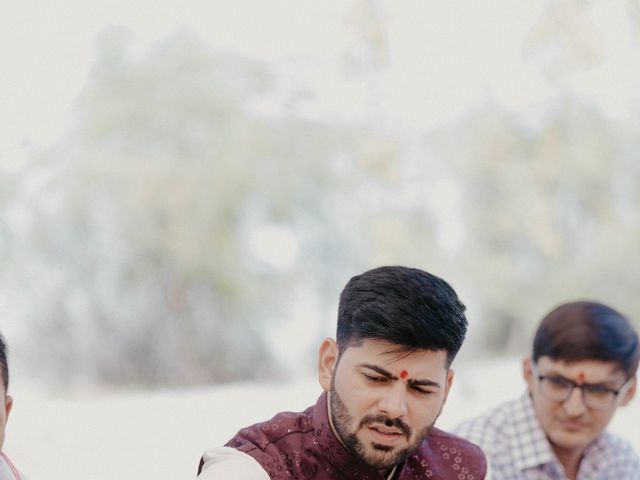 Gaurav and Pooja&apos;s wedding in Gandhinagar, Gujarat 4