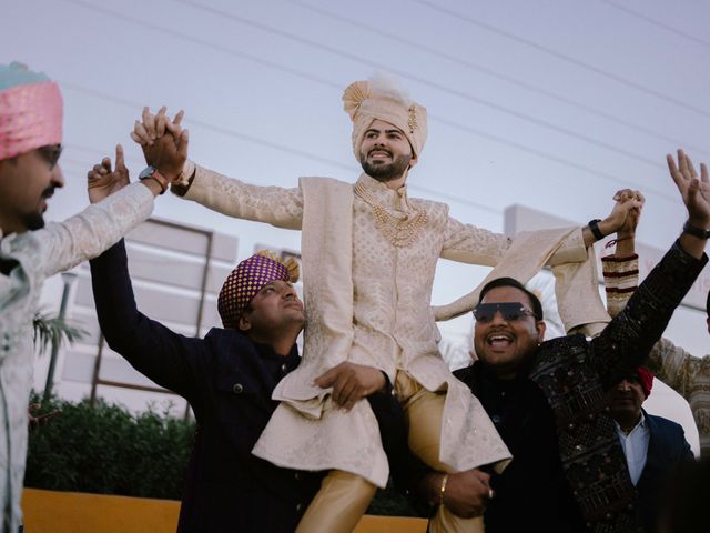 Gaurav and Pooja&apos;s wedding in Gandhinagar, Gujarat 71