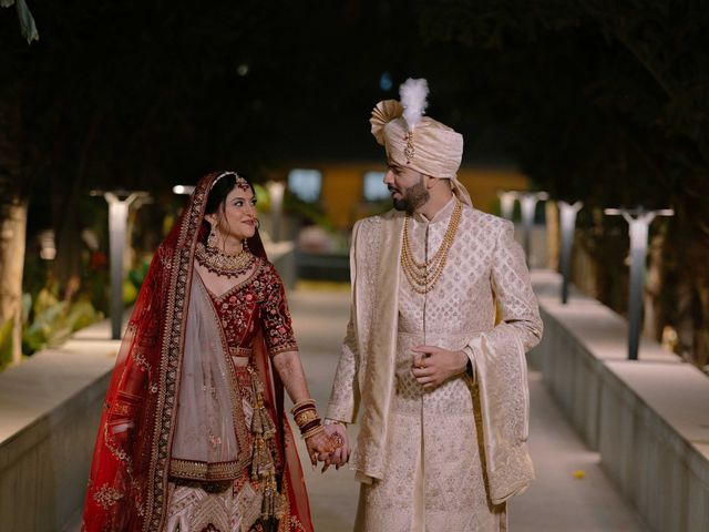 Gaurav and Pooja&apos;s wedding in Gandhinagar, Gujarat 78