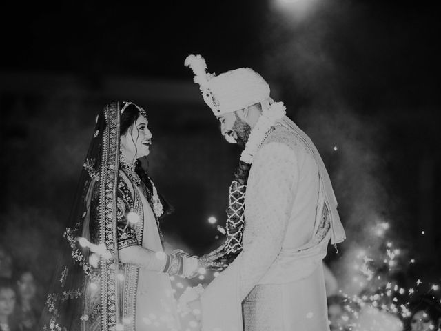 Gaurav and Pooja&apos;s wedding in Gandhinagar, Gujarat 89