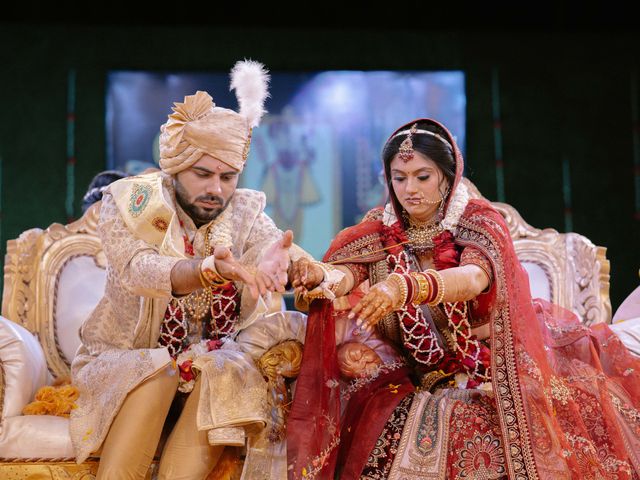Gaurav and Pooja&apos;s wedding in Gandhinagar, Gujarat 103