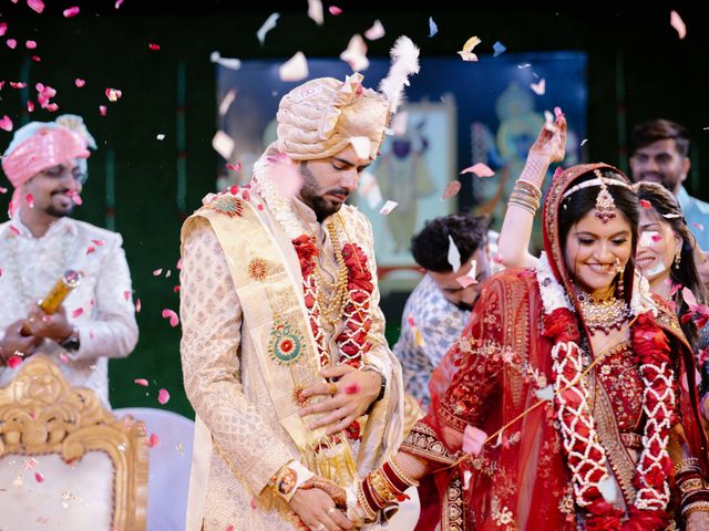 Gaurav and Pooja&apos;s wedding in Gandhinagar, Gujarat 111