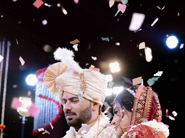 Gaurav and Pooja&apos;s wedding in Gandhinagar, Gujarat 116