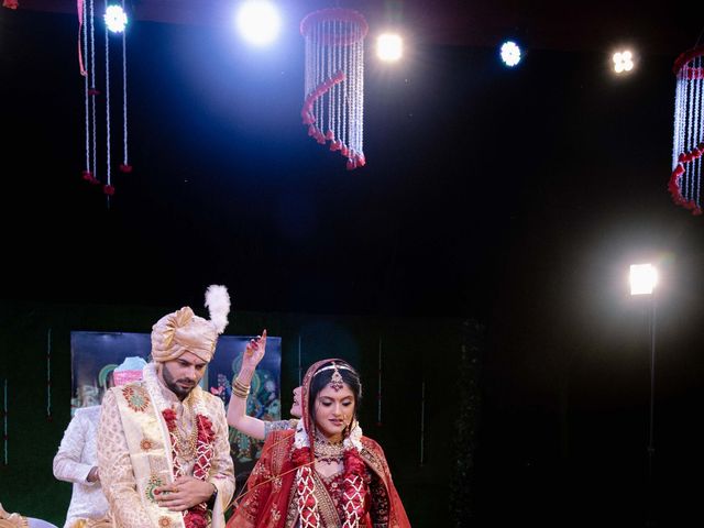 Gaurav and Pooja&apos;s wedding in Gandhinagar, Gujarat 117