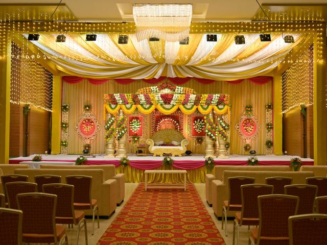 Bindhu and Bharath&apos;s wedding in Guntur, Andhra Pradesh 13