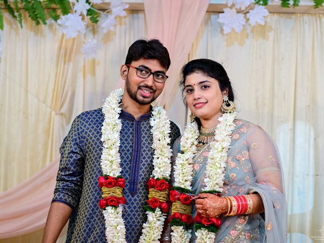 Subhasri and Arijit's wedding in North 24 Parganas, West Bengal 32