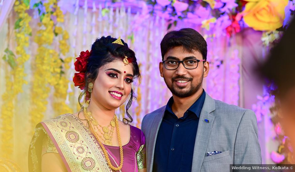 Subhasri and Arijit's wedding in North 24 Parganas, West Bengal
