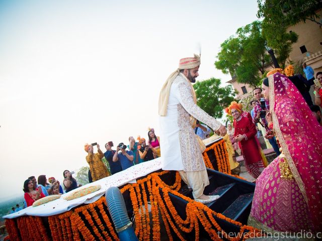 Sonali and Varun&apos;s wedding in Alwar, Rajasthan 28