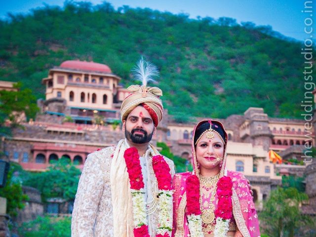 Sonali and Varun&apos;s wedding in Alwar, Rajasthan 32