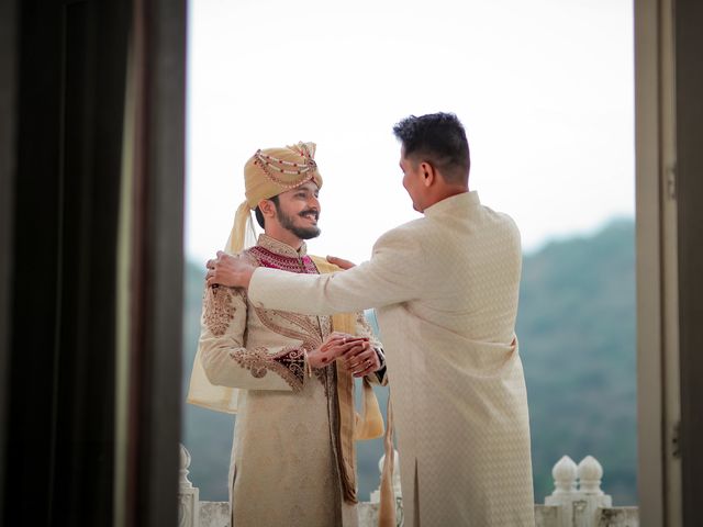 Dr. Amogh and Dr. Sonal&apos;s wedding in Udaipur, Rajasthan 17