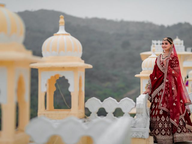 Dr. Amogh and Dr. Sonal&apos;s wedding in Udaipur, Rajasthan 19