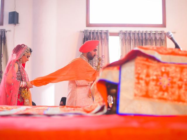 Tarini and Simar&apos;s wedding in Amritsar, Punjab 27