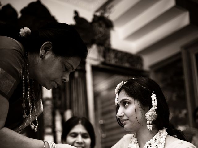 Sri Lakshmi and Karthik&apos;s wedding in Bangalore, Karnataka 3