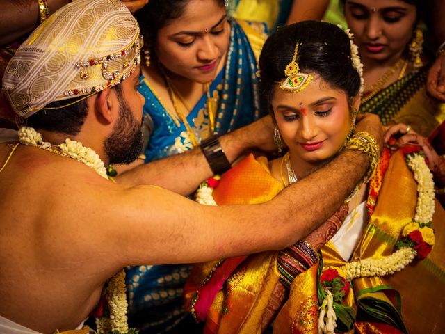 Sri Lakshmi and Karthik&apos;s wedding in Bangalore, Karnataka 24