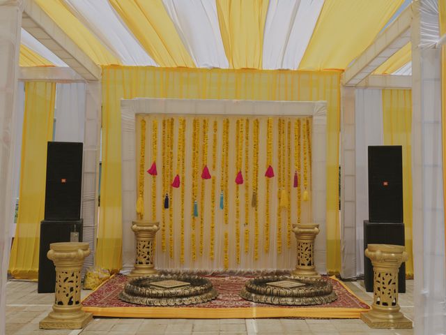 Saloni and Yash&apos;s wedding in Udaipur, Rajasthan 101