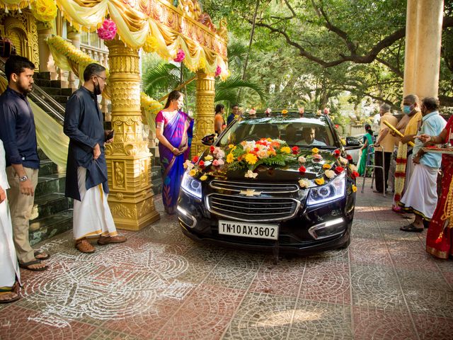 Lakshmi and Akshy&apos;s wedding in Chennai, Tamil Nadu 4