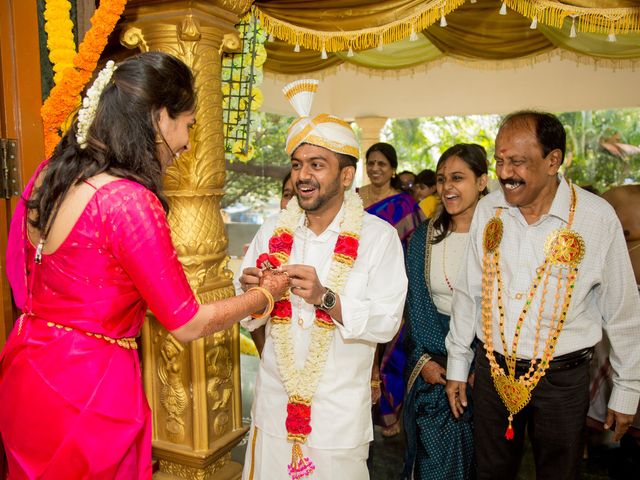 Lakshmi and Akshy&apos;s wedding in Chennai, Tamil Nadu 7