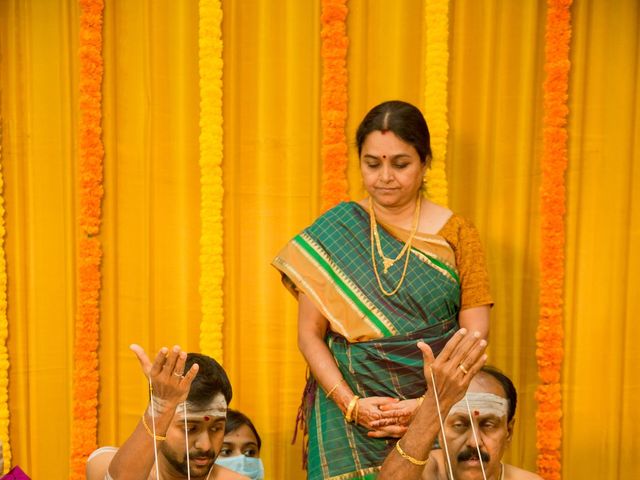 Lakshmi and Akshy&apos;s wedding in Chennai, Tamil Nadu 9