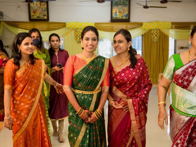 Lakshmi and Akshy&apos;s wedding in Chennai, Tamil Nadu 22