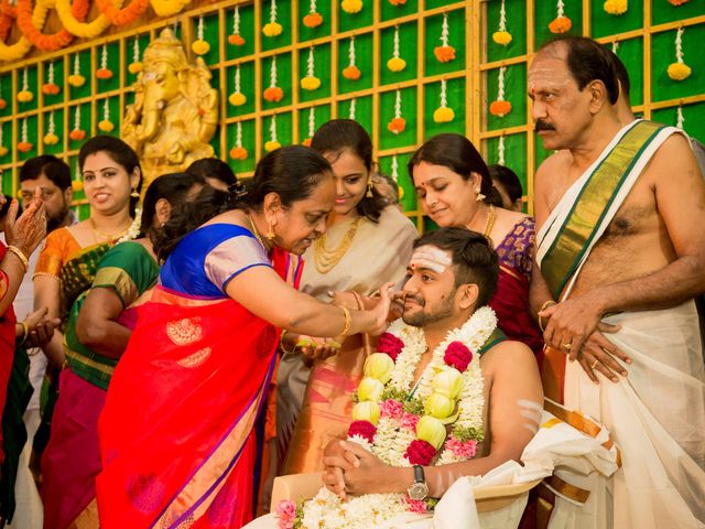 Lakshmi and Akshy&apos;s wedding in Chennai, Tamil Nadu 37