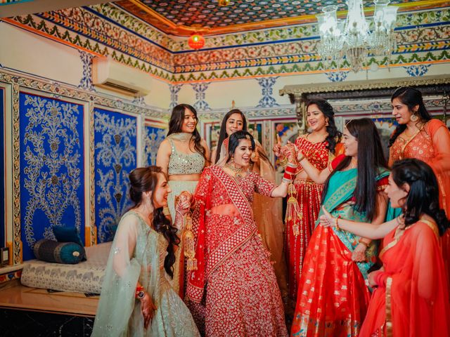Vidit and Purvi&apos;s wedding in Udaipur, Rajasthan 25