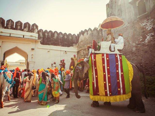 Aarti and Kishan&apos;s wedding in Udaipur, Rajasthan 24