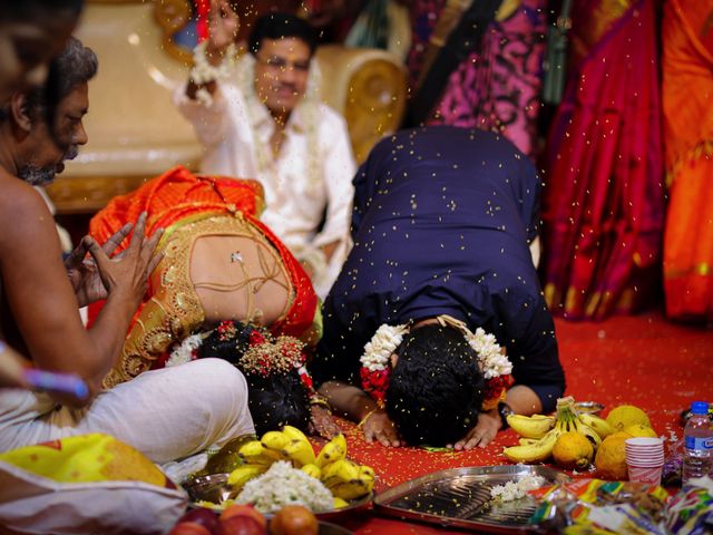 Vishaka and Srikanth&apos;s wedding in Thanjavur, Tamil Nadu 7