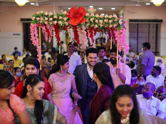 Vishaka and Srikanth&apos;s wedding in Thanjavur, Tamil Nadu 22