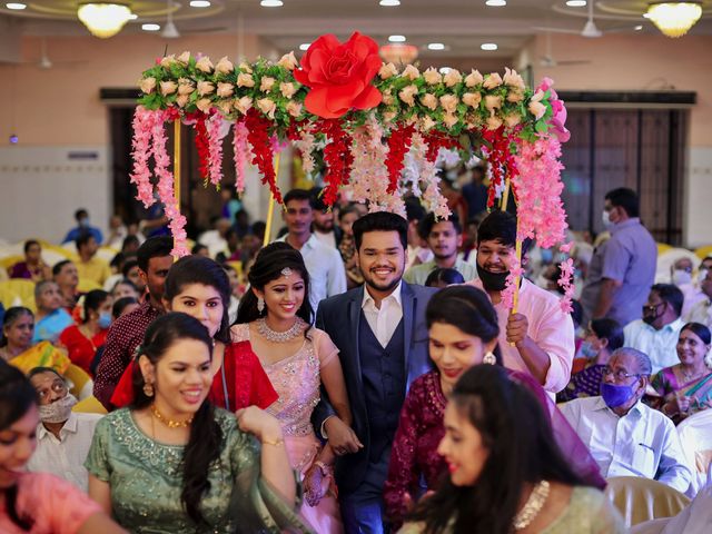 Vishaka and Srikanth&apos;s wedding in Thanjavur, Tamil Nadu 23