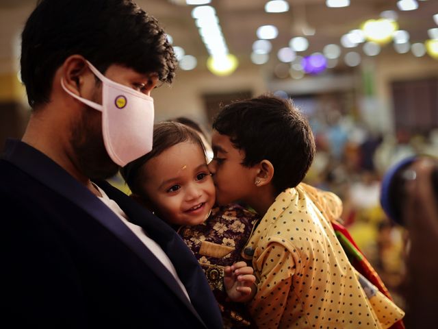 Vishaka and Srikanth&apos;s wedding in Thanjavur, Tamil Nadu 25