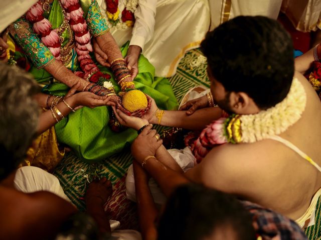 Vishaka and Srikanth&apos;s wedding in Thanjavur, Tamil Nadu 64
