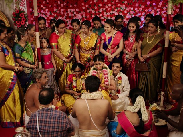 Vishaka and Srikanth&apos;s wedding in Thanjavur, Tamil Nadu 72