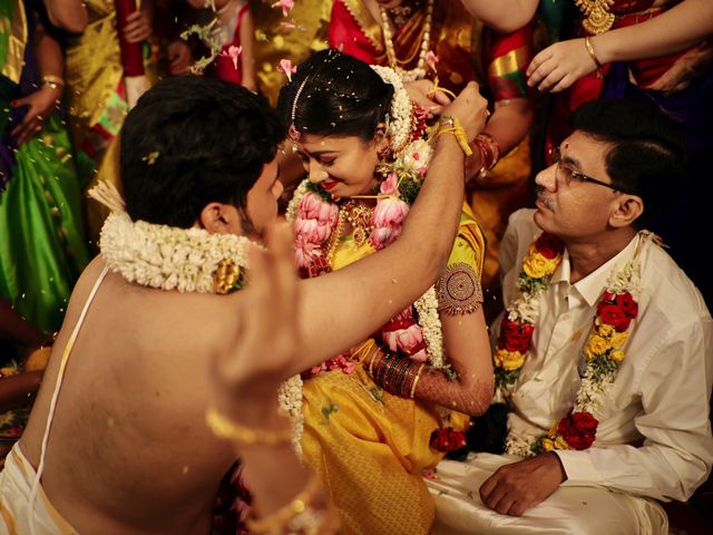 Vishaka and Srikanth&apos;s wedding in Thanjavur, Tamil Nadu 75