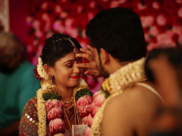 Vishaka and Srikanth&apos;s wedding in Thanjavur, Tamil Nadu 98