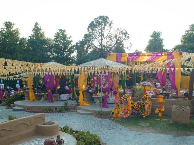 Charu and Heramb&apos;s wedding in Gurgaon, Delhi NCR 19